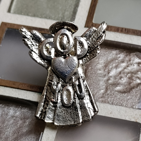 "God ❤️ You" Angel Lapel pin-vtg - Picture 1 of 5